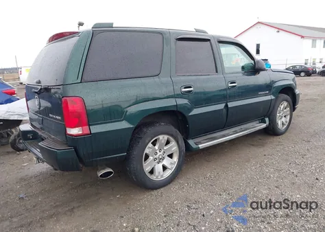 2002 Cadillac Escalade Standard from USA, damaged, VIN 1GYEK63N12R109957